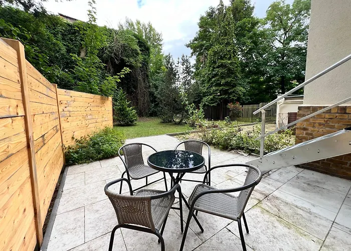 Soul-Apartment Terrasse Privat-Parkplatz Boxspringbett 55Zoll Tv Wlan