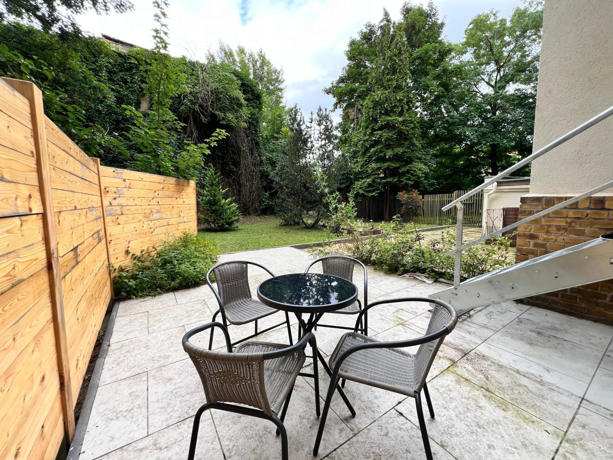 Apartment Soul-apartment Terrasse Privat-parkplatz Boxspringbett 55zoll Tv Wlan Leipzig